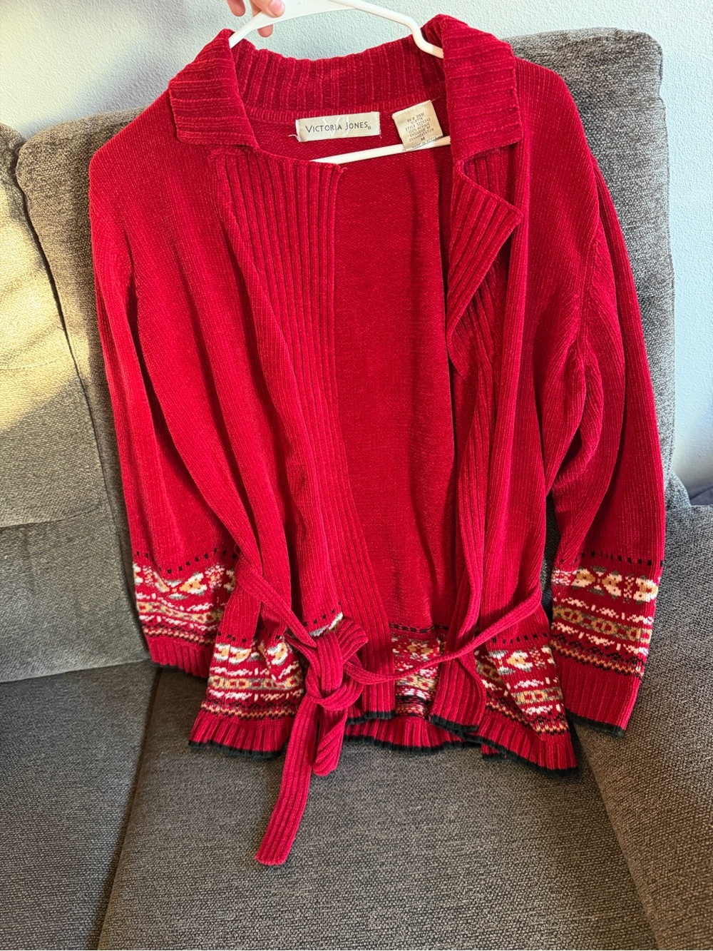 Vintage 80-90s Victoria Jones Red Cardigan with Geometric design and belt tie